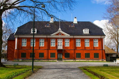 Ledaal Royal Residence
